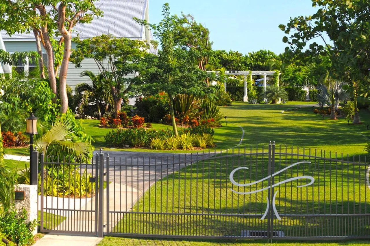 Mango Cottage - Micro-Resort In West Bay Holiday home