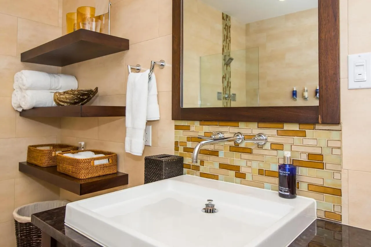 Holiday home Mango Cottage - Micro-Resort In West Bay Cayman Islands
